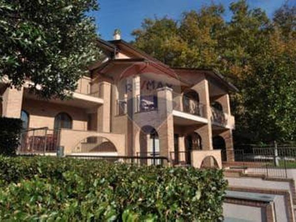 Casa Vacanze Centro, Assisi, PG Vendita