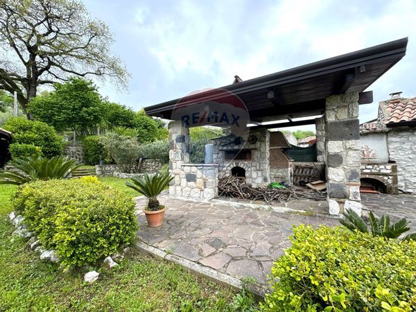 Casa Semindipendente Merangeli, Liberi, CE Vendita