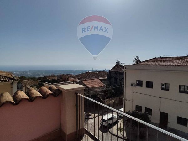 Appartamento Piedimonte Etneo, CT Vendita