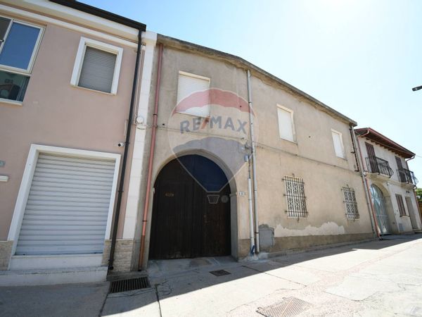 Casa Indipendente Villamar, SU Vendita