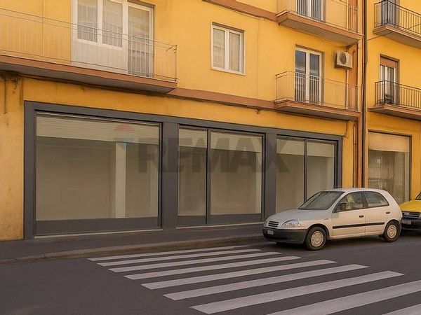 Negozio Viale Rapisardi, Catania, CT Affitto