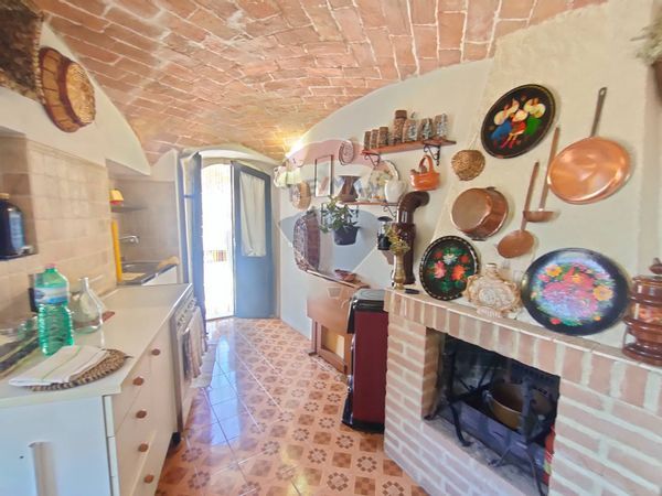 Casa Semindipendente Castelvecchio Calvisio, AQ Vendita - Foto 3