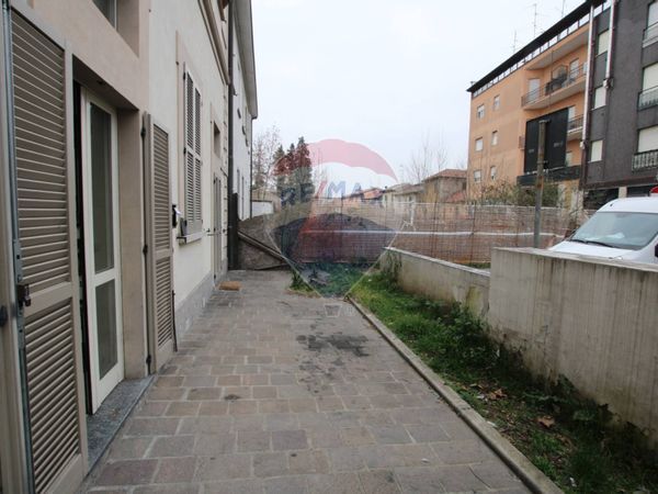 Negozio Pertusella, Caronno Pertusella, VA Affitto - Foto 2