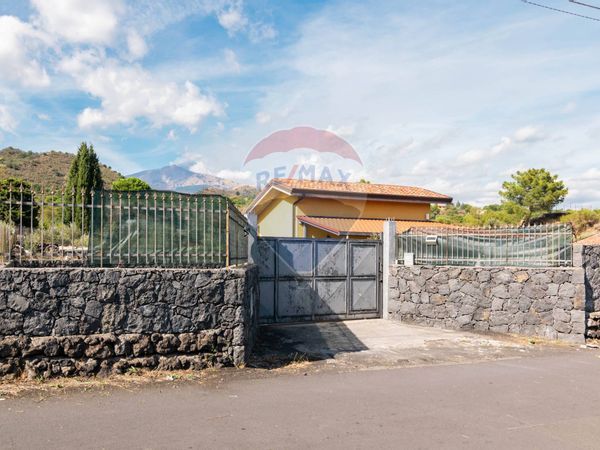 Casa Indipendente Nicolosi, CT Vendita