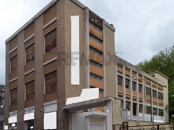 Locale Commerciale San Carlo Arena, Napoli, NA Affitto