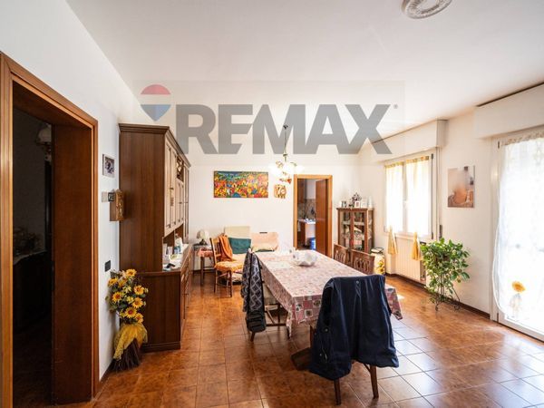 Appartamento Centro, Carpi, MO Vendita