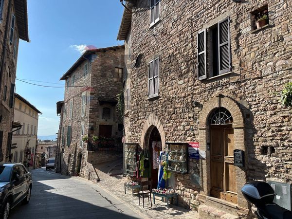 Casa Indipendente Centro, Assisi, PG Vendita