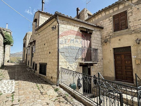 Casa Indipendente Petralia Soprana, PA Vendita