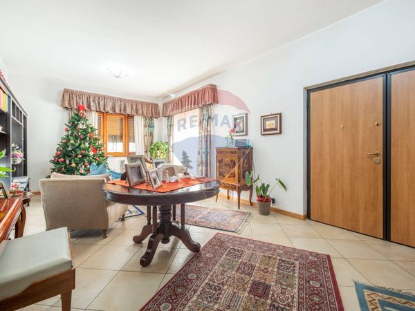 Villa singola San Giovanni la Punta, CT Vendita