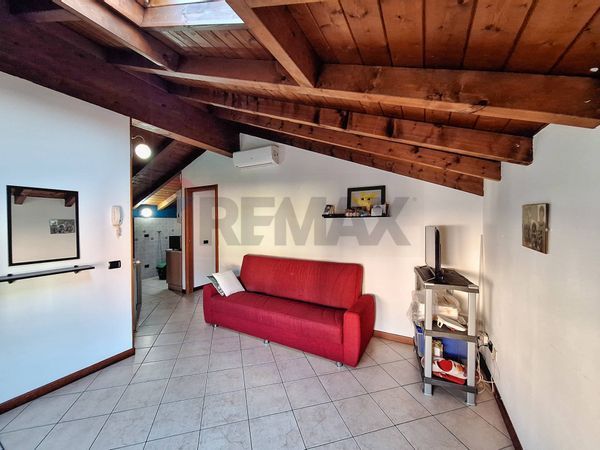 Appartamento Castronno, VA Vendita