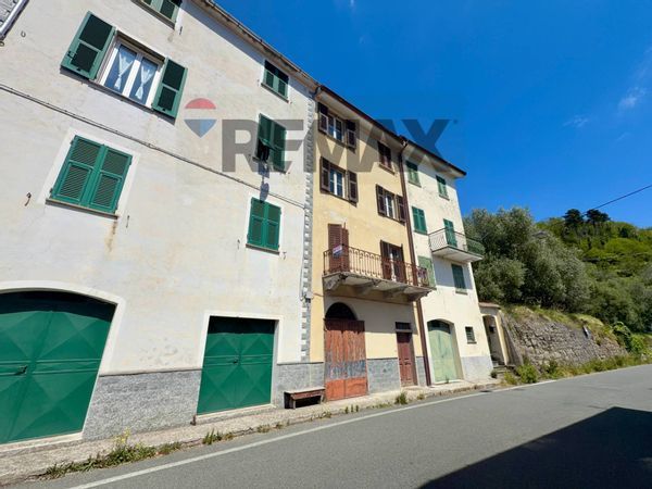 Casa Semindipendente Missano, Castiglione Chiavarese, GE Vendita