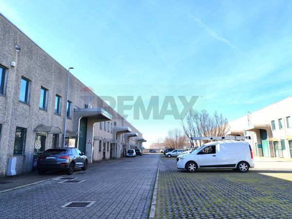 Capannone Industriale Sacconago, Busto Arsizio, VA Affitto - Foto 4