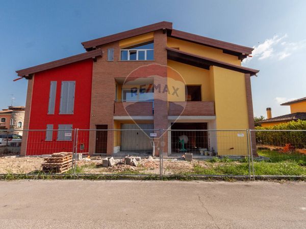 Villa a schiera Brescello, RE Vendita