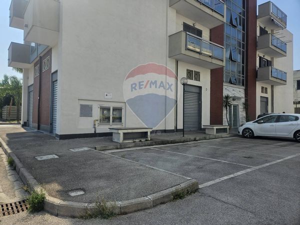 Locale Commerciale Arpino Cittadella, Casoria, NA Affitto - Foto 4
