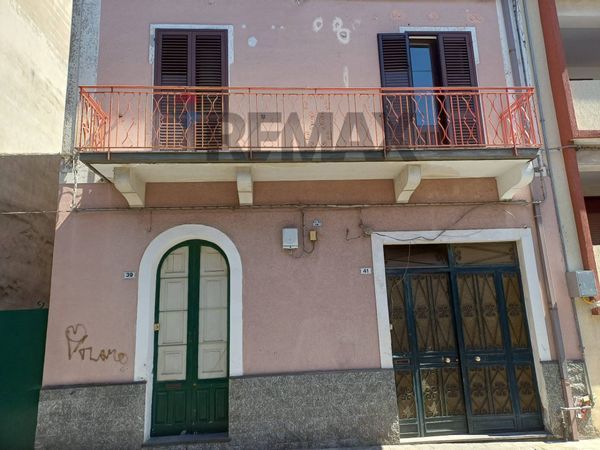 Casa Indipendente Fiumefreddo di Sicilia, CT Vendita
