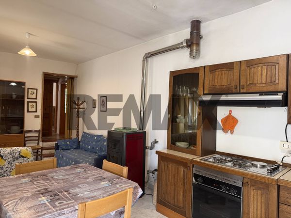 Casa Semindipendente Villa Scontrone, Scontrone, AQ Vendita - Foto 4