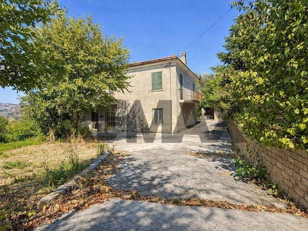 Casa Indipendente Bucchianico, CH Vendita