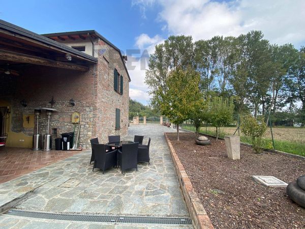 Cascina/Casale San Lorenzo Vigolo Marchese, Castell'Arquato, PC Vendita