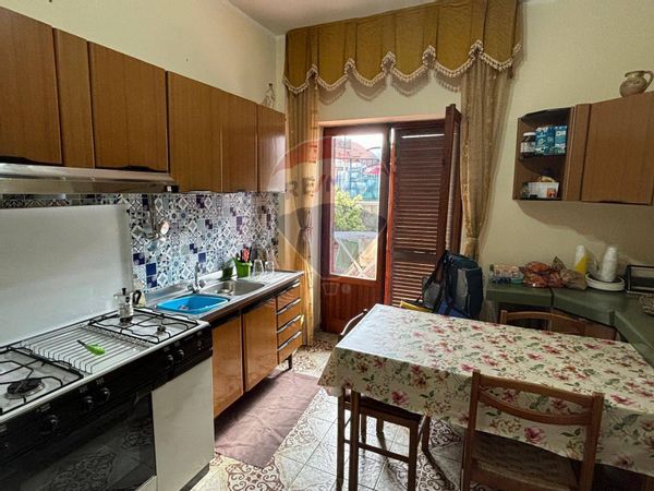 Appartamento Formia, LT Affitto