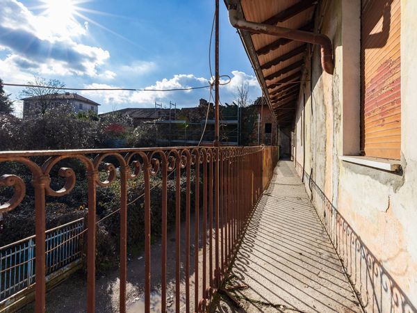 Rustico Cairate, VA Vendita