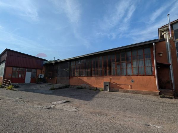 Capannone Industriale Saltrio, VA Affitto