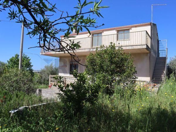 Villa singola Roccazzo, Chiaramonte Gulfi, RG Vendita