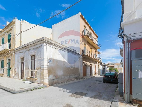 Casa Indipendente Avola, SR Vendita
