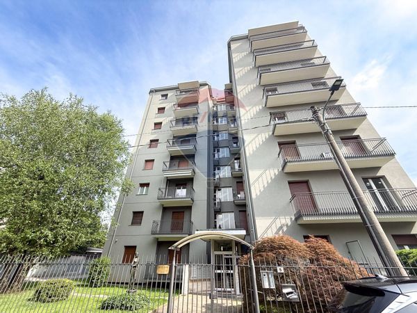 Appartamento Carate Brianza, MB Vendita