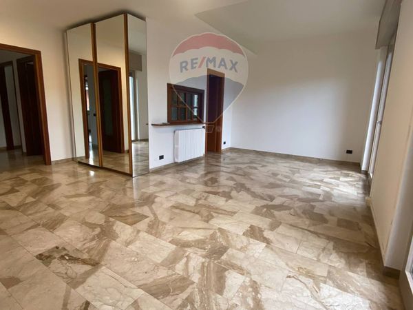 Appartamento Zona Centro, Garbagnate Milanese, MI Affitto