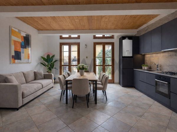 Casa Indipendente Cislago, VA Vendita