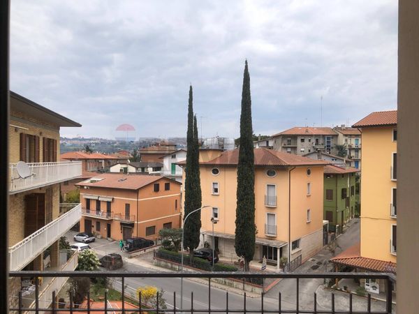 Stanza Ferro di Cavallo, Perugia, PG Affitto