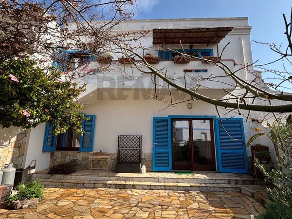 Casa Indipendente Calasetta, SU Vendita