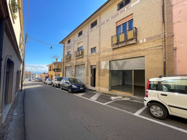 Casa Indipendente Villacidro, SU Vendita