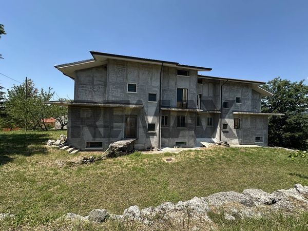 Nuove costruzioni Roccasicura, IS Vendita