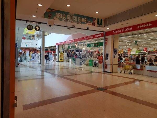 Commerciale Altro Aeroporto, Pescara, PE Vendita - Foto 4