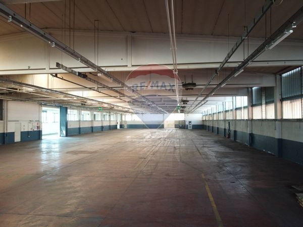 Capannone Industriale Mariano Comense, CO Vendita