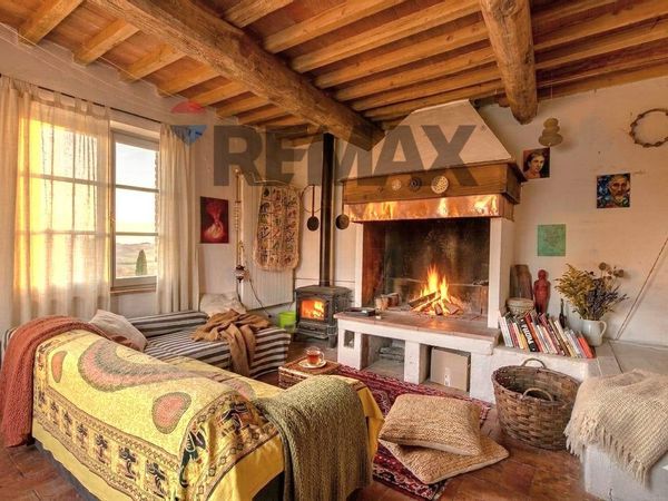 Casa Semindipendente La Canova, Reggello, FI Vendita