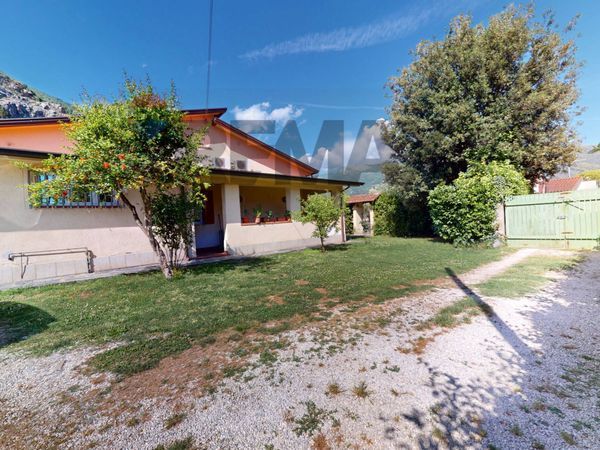 Villa singola Camaiore, LU Vendita