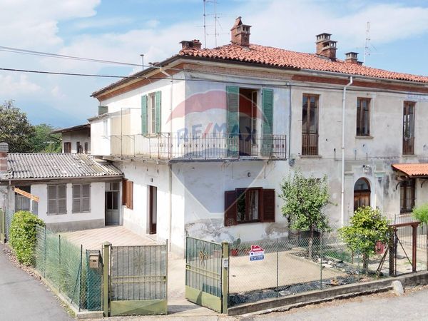 Casa Indipendente Zubiena, BI Vendita