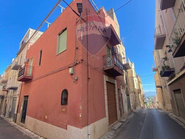 Casa Indipendente Centro Urbano, Alcamo, TP Vendita
