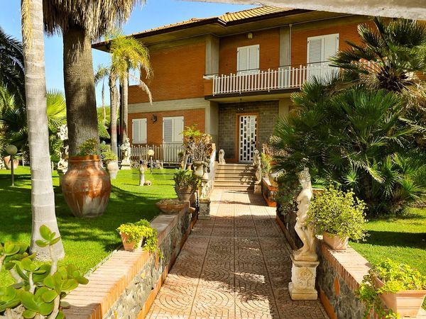 Villa singola Mascalucia, CT Vendita