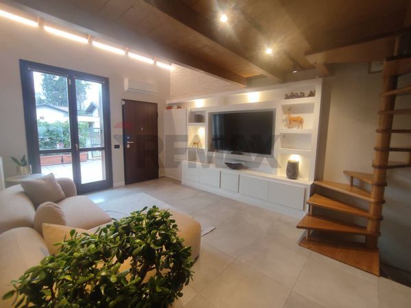 Villa a schiera Fino Mornasco, CO Vendita