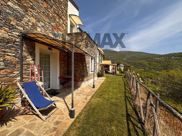 Casa Semindipendente Onzo, SV Vendita