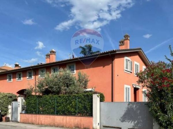 Casa Indipendente Zona Viale Firenze, Foligno, PG Vendita - Foto 2