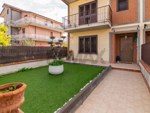 Casa Semindipendente Misterbianco, CT Vendita