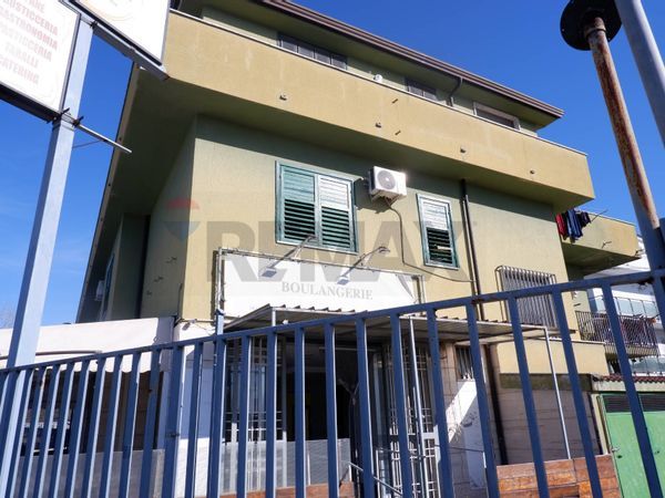 Locale Commerciale San Clemente, Caserta, CE Affitto