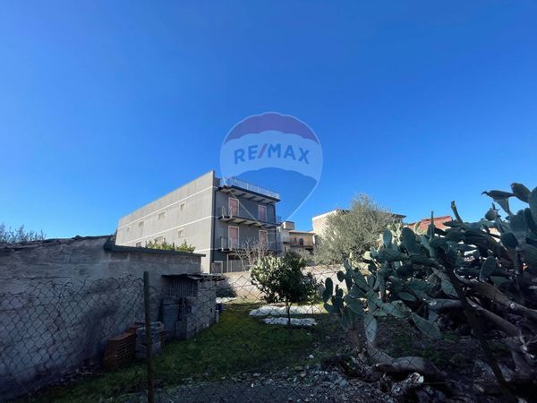 Casa Indipendente Adrano, CT Vendita