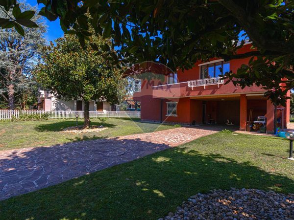 Villa singola Bernate, Arcore, MB Vendita