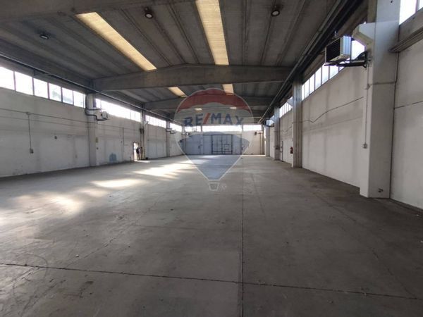 Capannone Industriale Passirana, Rho, MI Affitto