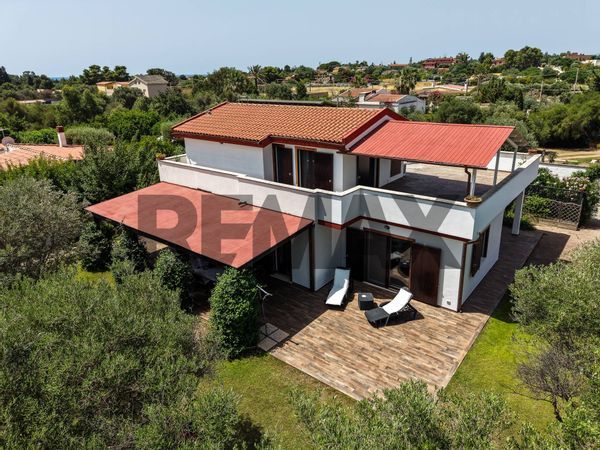 Villa singola Zona Flumini, Quartu Sant'Elena, CA Vendita